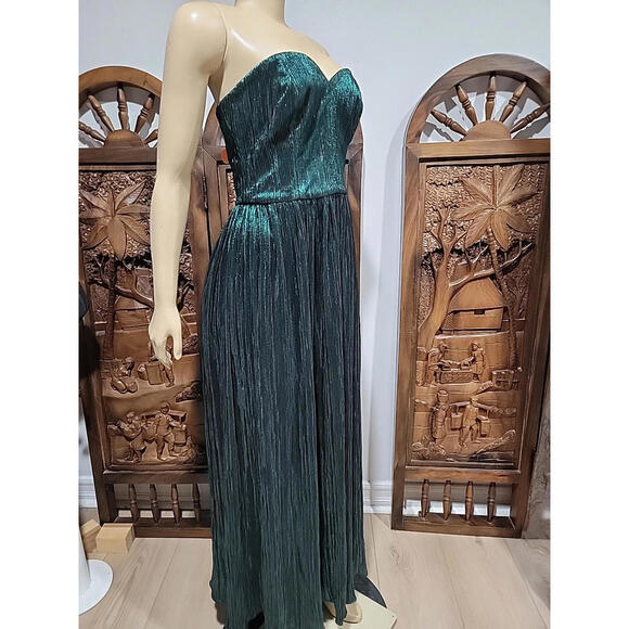 Dress the Population Audrina Deep Emerald Plissé Size L Maxi Gown NEW #CB3 - Picture 5 of 12